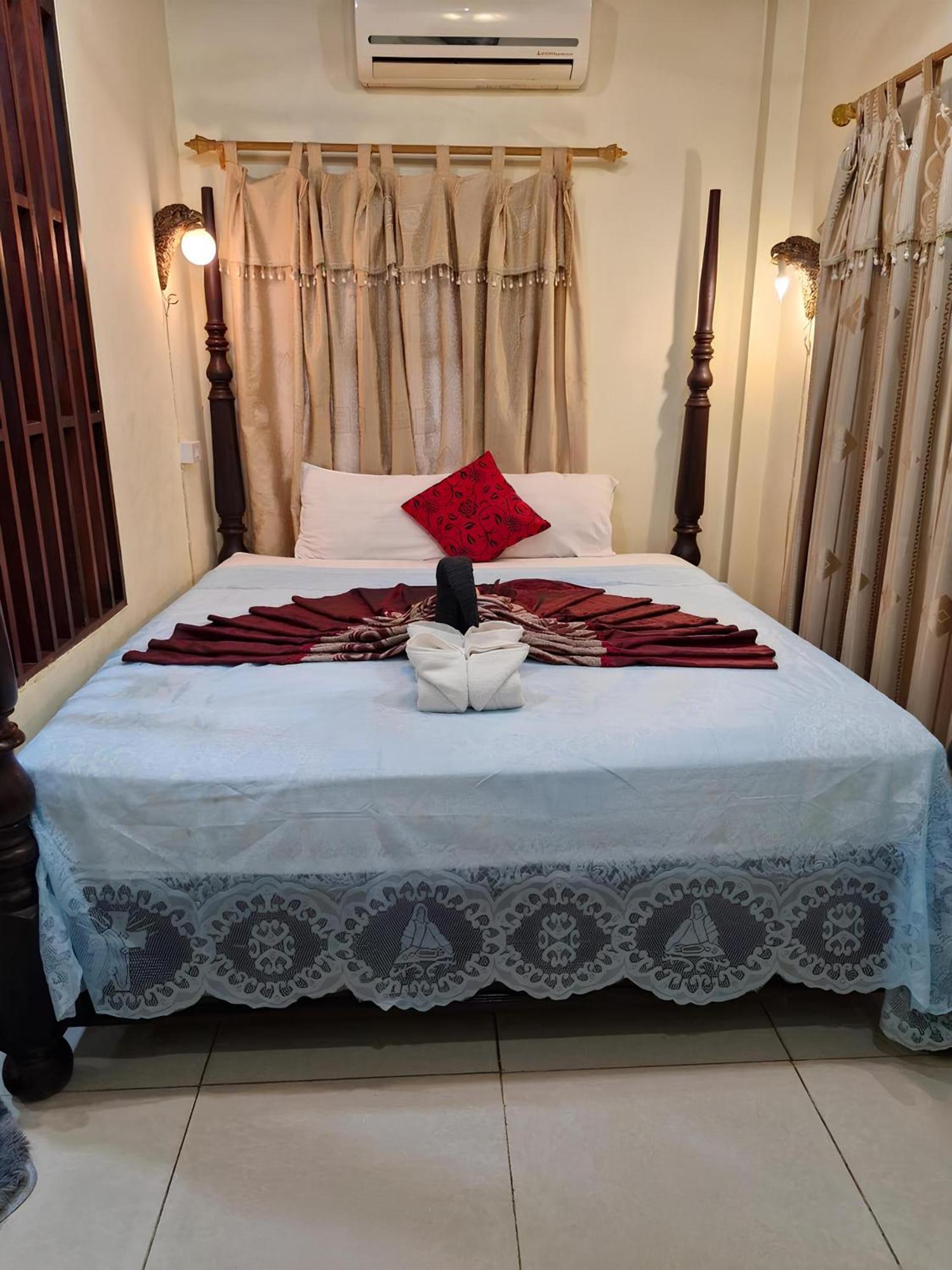 Sakura Wood House Hotell Luang Prabang Exteriör bild